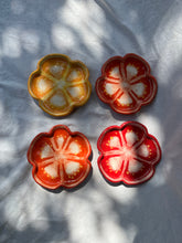 Load image into Gallery viewer, Small Ceramic Tomato Dishes