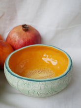Load image into Gallery viewer, Ceramic Melon Bowl