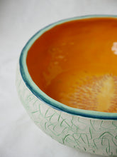 Load image into Gallery viewer, Ceramic Melon Bowl