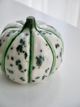 Load image into Gallery viewer, Ceramic Speckled Green Pumpkin