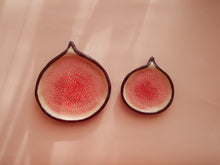 Load image into Gallery viewer, Ceramic Fig Dish