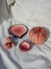 Load image into Gallery viewer, Ceramic Fig Dish
