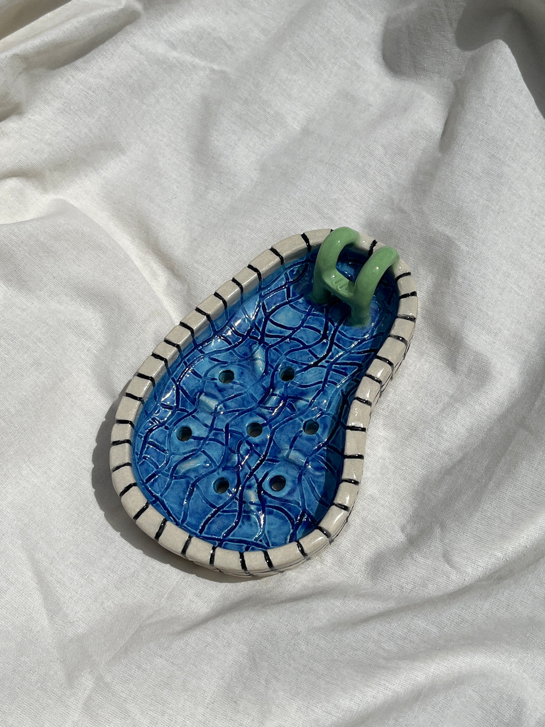 Ceramic Swimming Pool Soap Dish