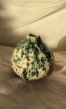 Load image into Gallery viewer, Small Green Speckled Gourd Vase
