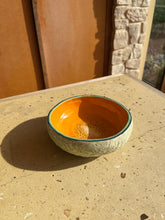 Load image into Gallery viewer, Ceramic Melon Bowl
