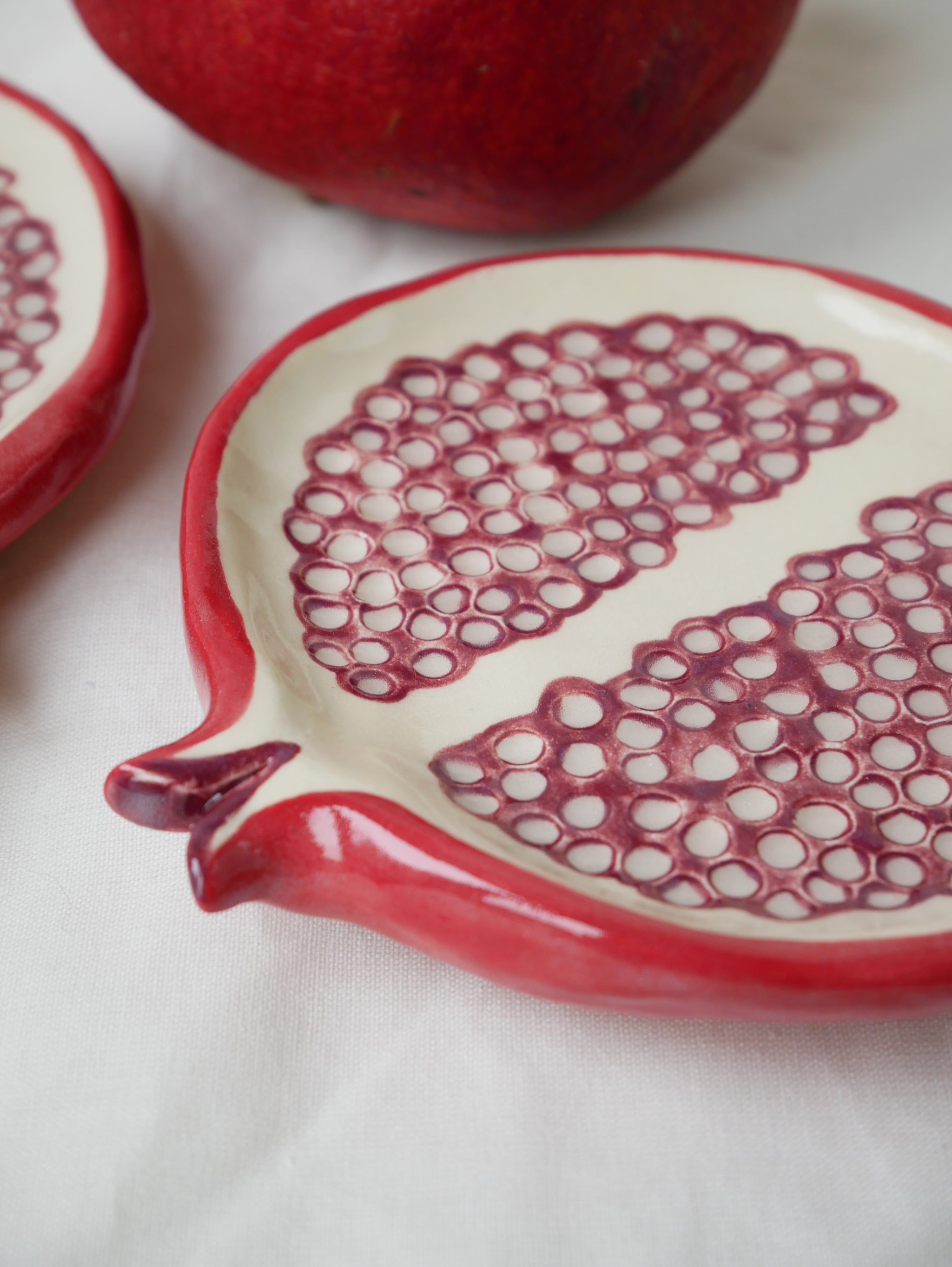 Online ceramic pomegranate