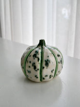 Load image into Gallery viewer, Ceramic Speckled Green Pumpkin
