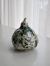 Load image into Gallery viewer, Small Green Speckled Gourd Vase
