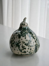 Load image into Gallery viewer, Small Green Speckled Gourd Vase
